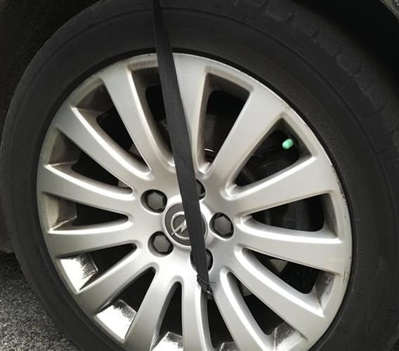 Univerzalna Zaštitna Navlaka za Vjetrobransko Staklo 130 x 115 x 167 cm Crna