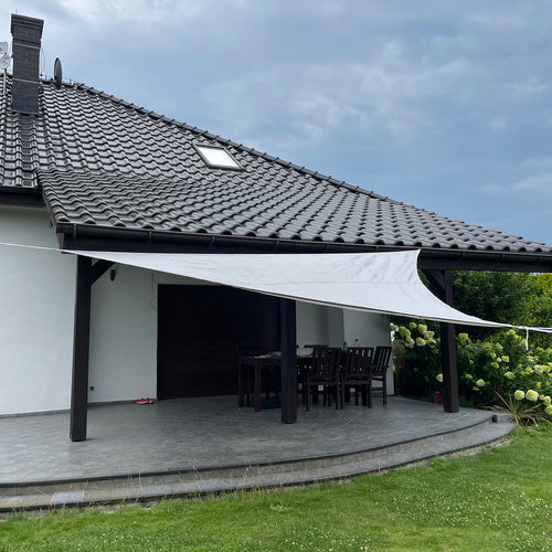 Trokutasta Sjenila Tenda 4x4x4 m Siva