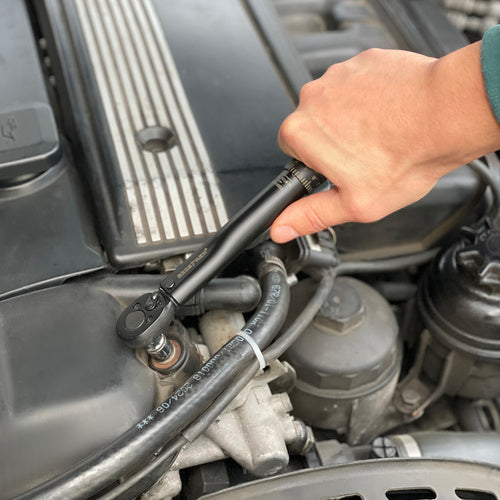 Moment Ključ 1/4 2-24 Nm s Kutijom i Certifikatom, Crni