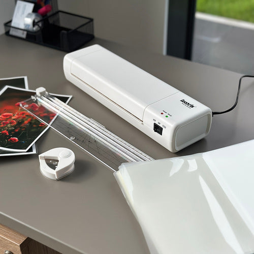 A4 Laminator 4-u-1 Set s Trimerom i Zaobljivačem Kuteva, 500W, 60 Folija