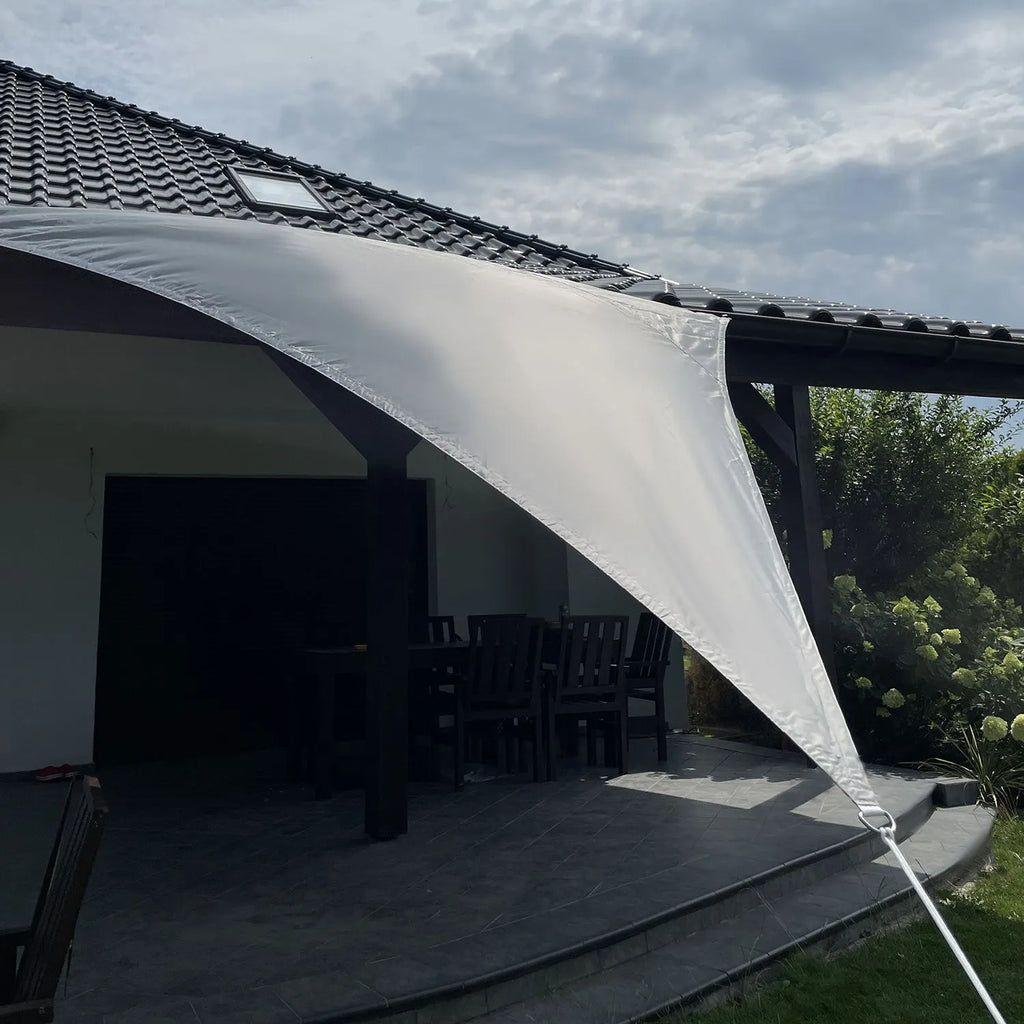 Trokutasto Sjenilo za Sunce 3x3x3m Sivo
